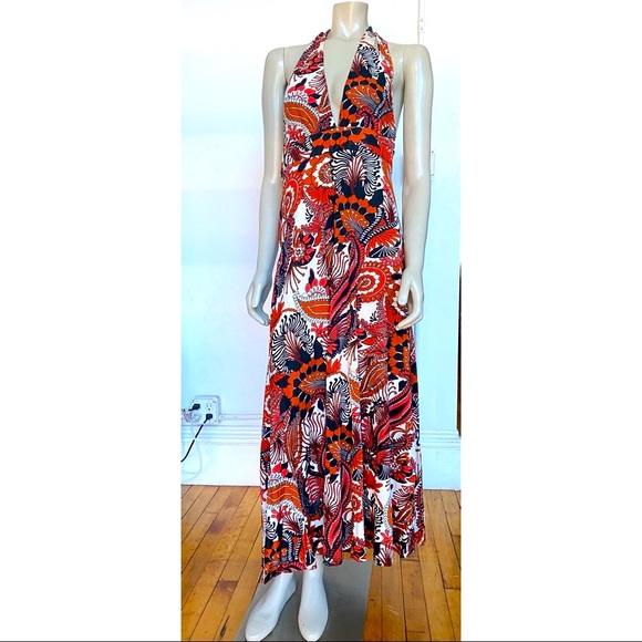 H&M Dresses & Skirts - H&M  Halter sleeveless Dress